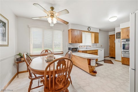 Tiny photo for 5172 Calla Avenue NW, Warren, OH 44483 (MLS # 5255810)