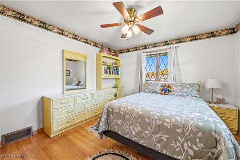 Tiny photo for 5172 Calla Avenue NW, Warren, OH 44483 (MLS # 5255810)