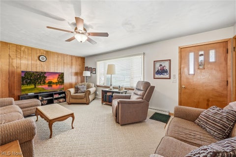 Tiny photo for 5172 Calla Avenue NW, Warren, OH 44483 (MLS # 5255810)