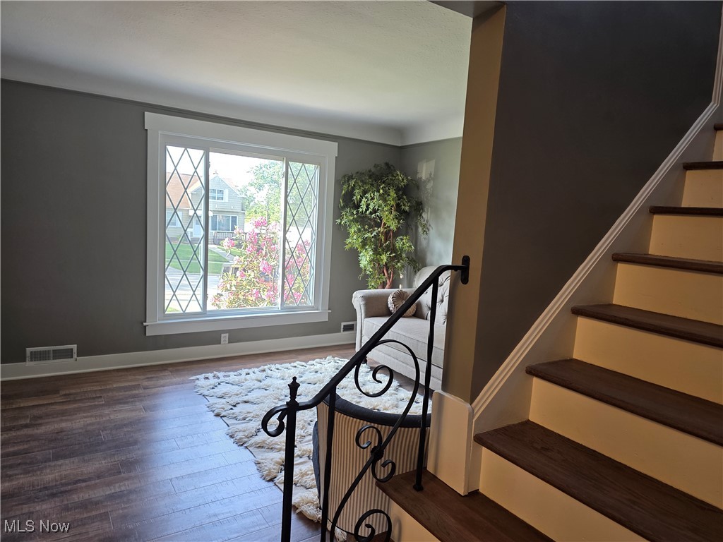 3507 Klusner Avenue, Parma, Ohio image 9