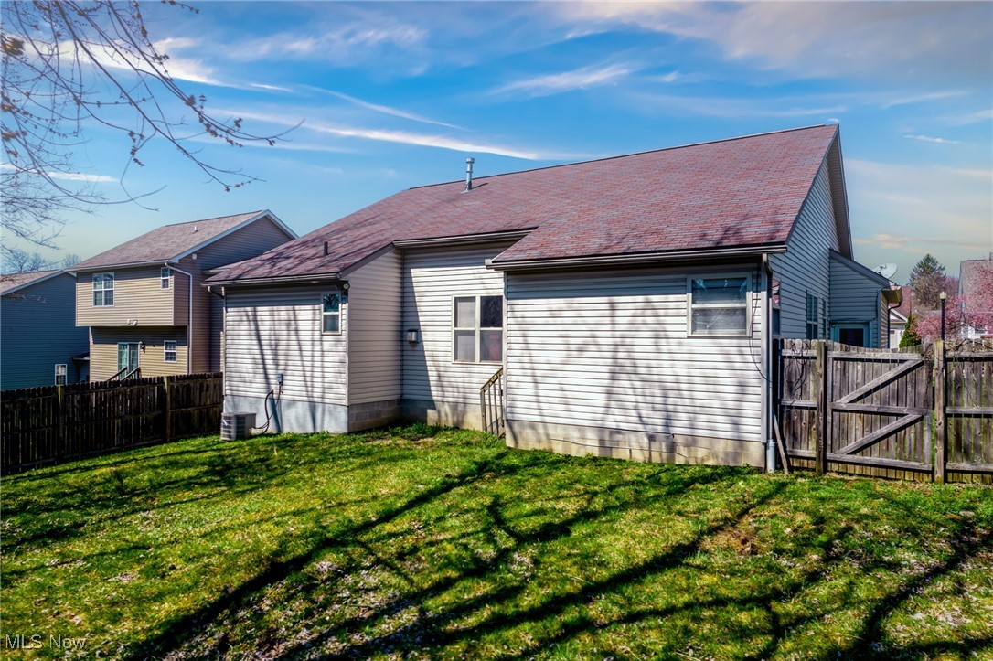 1250 Honodle Avenue, Akron, Ohio image 37