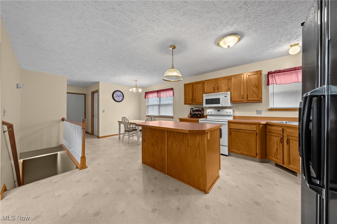 1250 Honodle Avenue, Akron, Ohio image 13