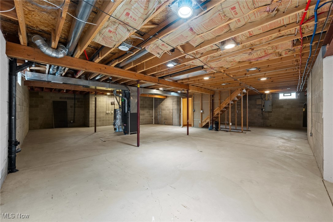 1250 Honodle Avenue, Akron, Ohio image 31