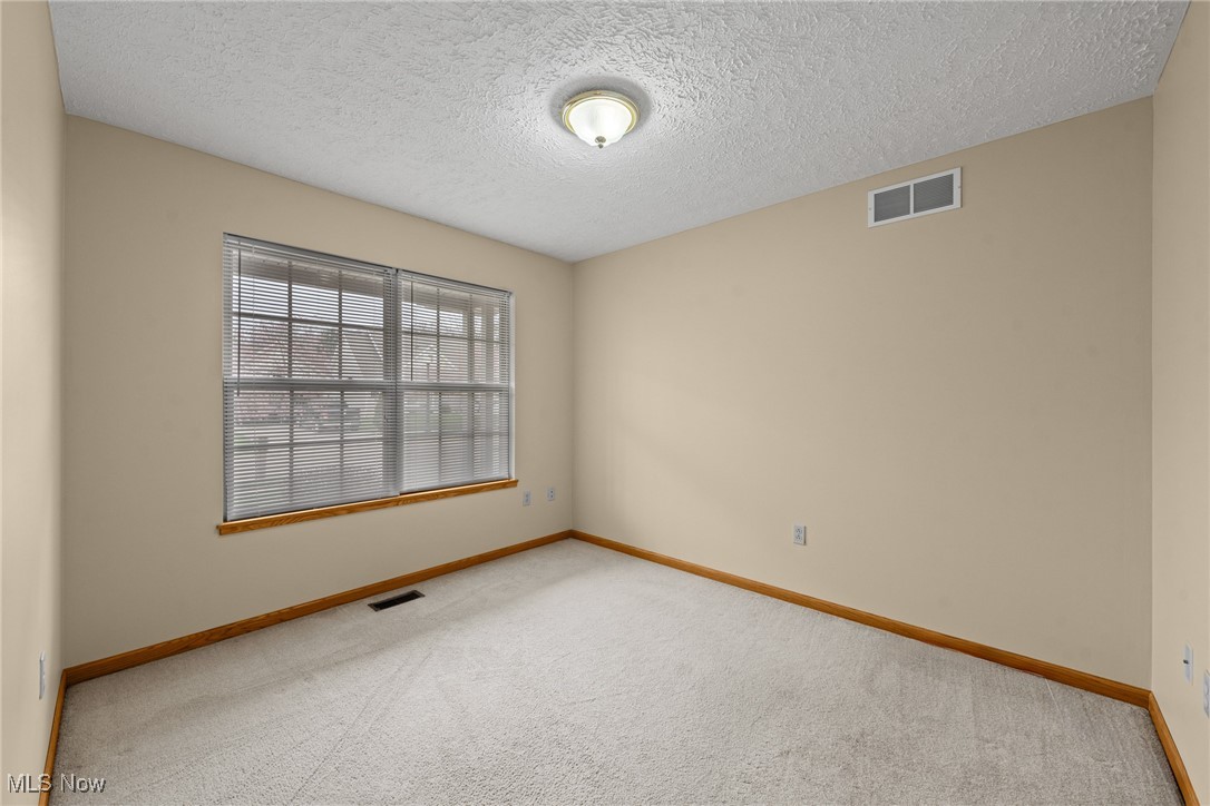 1250 Honodle Avenue, Akron, Ohio image 28
