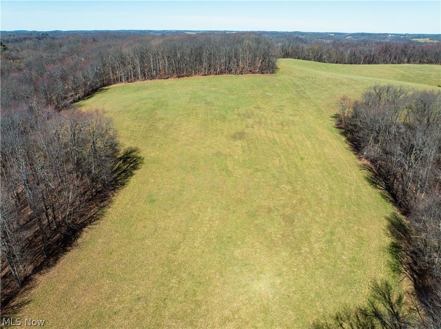 LIVE AUCTION SATURDAY APRIL 25TH! Equipment at 10am * Real Estate at 12 noon. Parcel 5: 18.3 +/- acres w/ 907’ frontage. Open and wooded
75+/- ACRES OFFERED IN 4 PARCELS
Beautiful Building Sites • Open & Wooded Acreage • Scenic Layout
Here’s a great opportunity to purchase 75+/- acres of land in 4 attractive parcels. The property features a nice mix of open fields and wooded areas—perfect for building, recreation, hobby farming, or investment. The terrain offers privacy, natural beauty, and plenty of potential, with each parcel offering something a little different.
Parcel 5: 18.3 +/- acres w/ 907’ frontage. Open and wooded