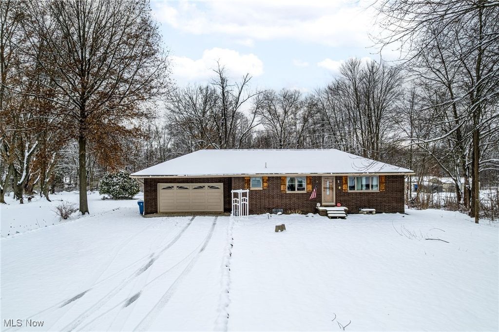Photo of 5983 WEAVER Road, Clinton, OH 44216 (MLS # 5175437)