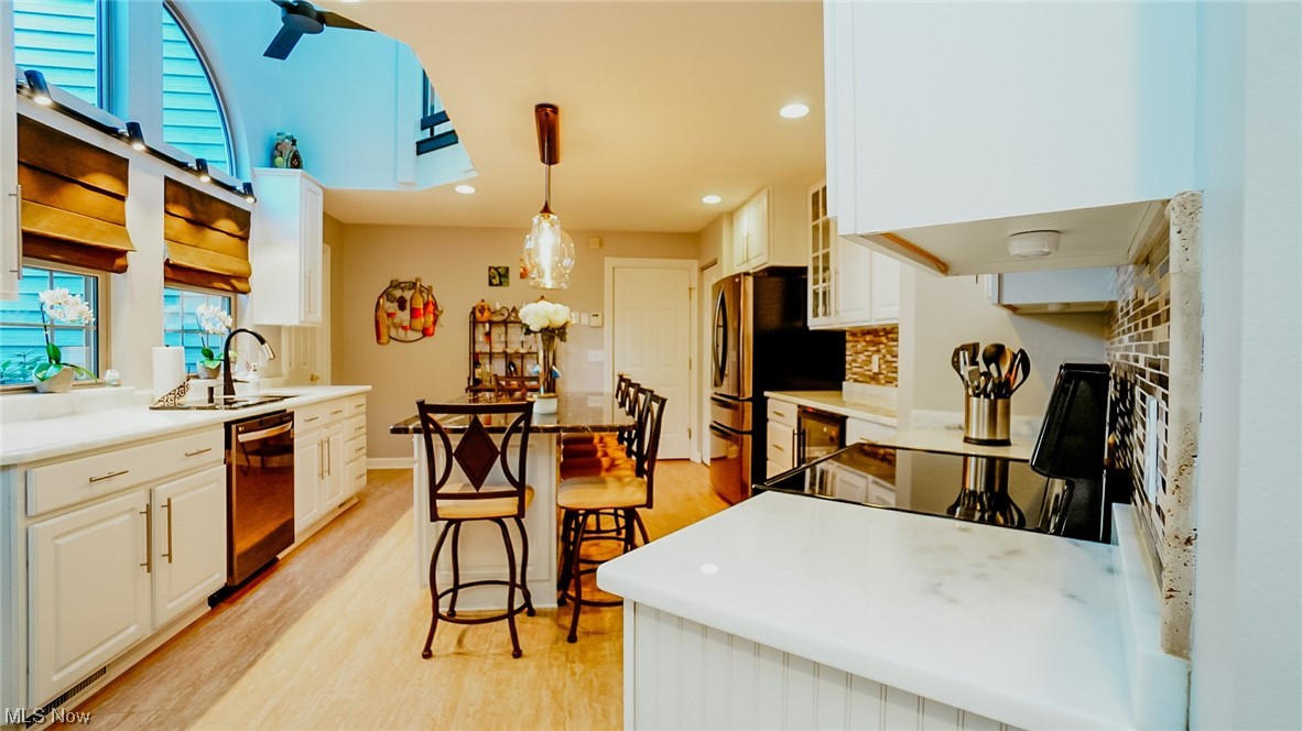 Back Bay/Arrowhead Condo - Residential