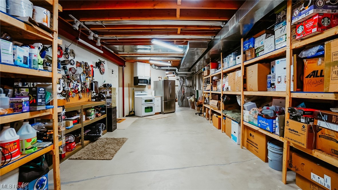 Back Bay/Arrowhead Condo - Residential