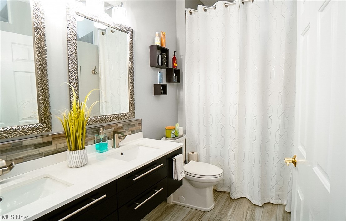 Back Bay/Arrowhead Condo - Residential