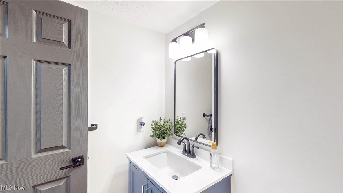 Cedar Pines Condo Bldg #4 Un 1 - Residential