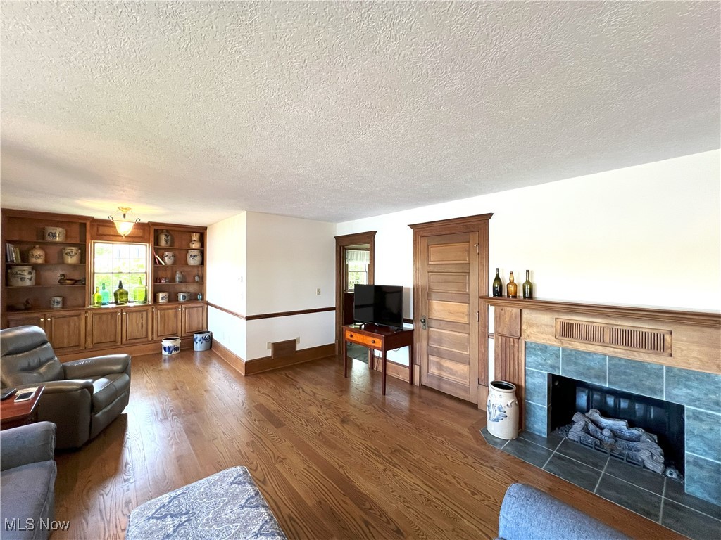 763 Jolson Avenue, Akron, Ohio image 16