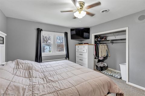 Tiny photo for 424 Woodstock Road, Eastlake, OH 44095 (MLS # 5180576)