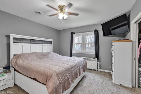 Tiny photo for 424 Woodstock Road, Eastlake, OH 44095 (MLS # 5180576)