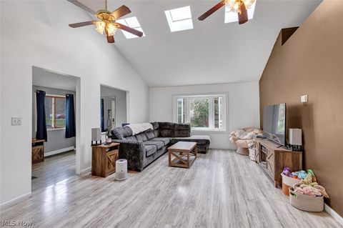 Tiny photo for 424 Woodstock Road, Eastlake, OH 44095 (MLS # 5180576)