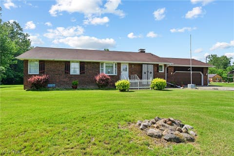 Photo for 1450 Claus Road