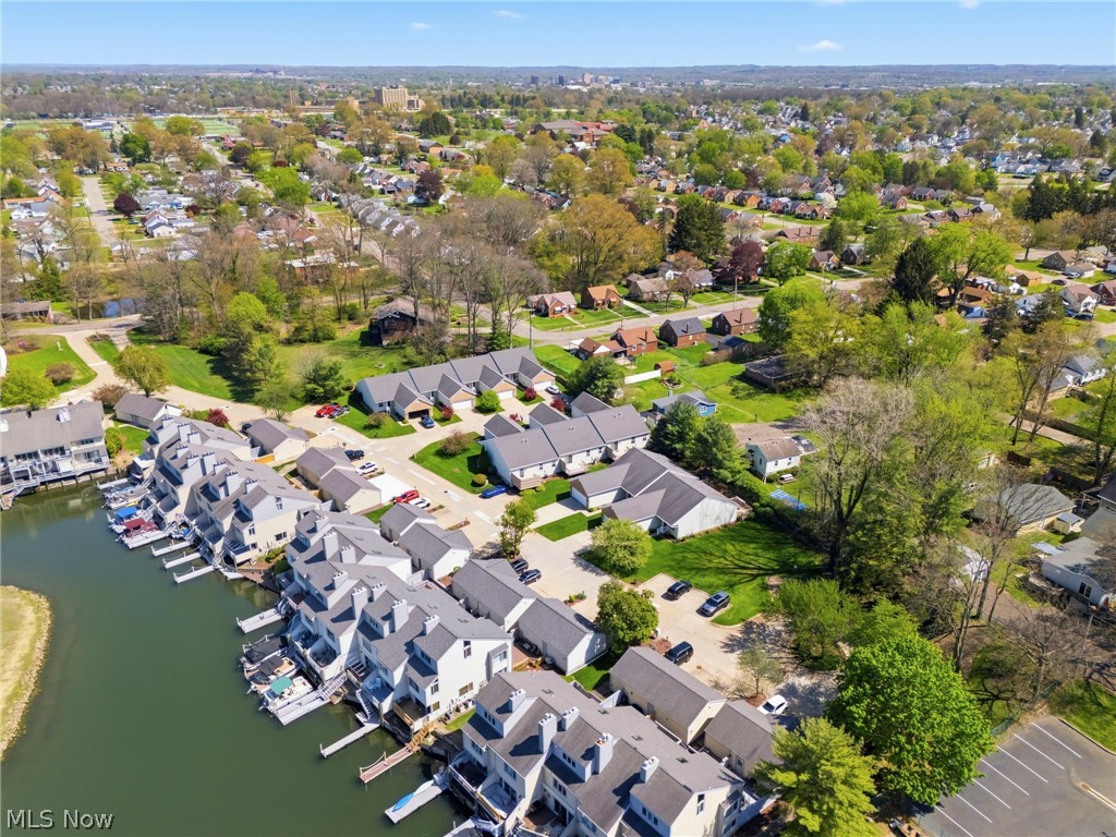 Mariners Island Condo - Residential