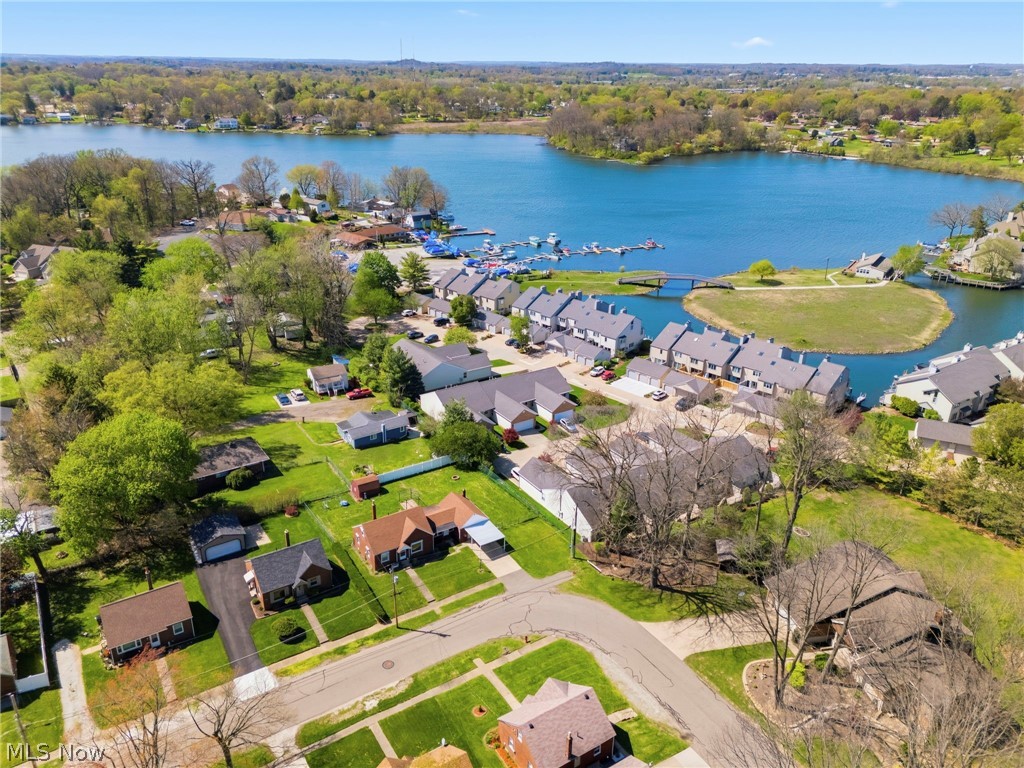 Mariners Island Condo - Residential