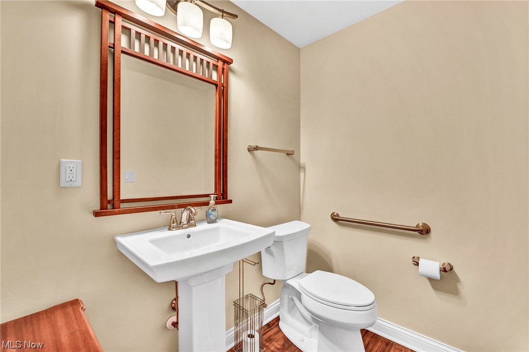 Wiltshire Golf Course Community - Residential