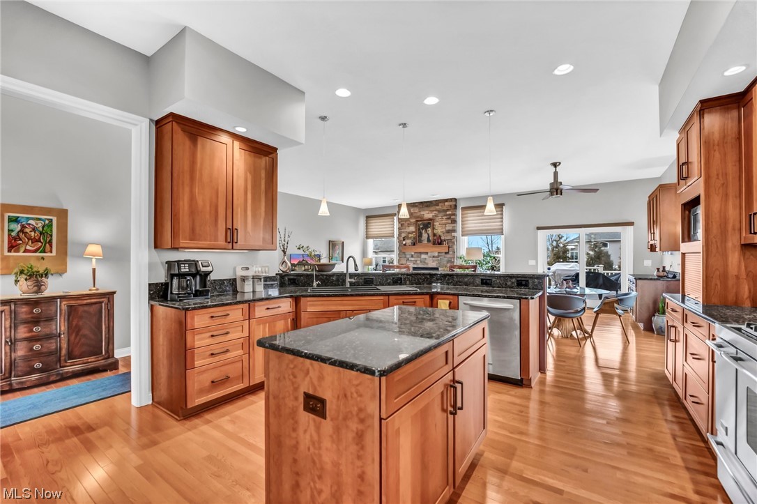 Wiltshire Golf Course Community - Residential