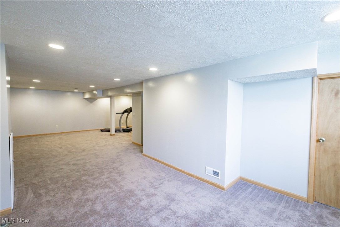 2440 40th Street, Canton, Ohio image 37