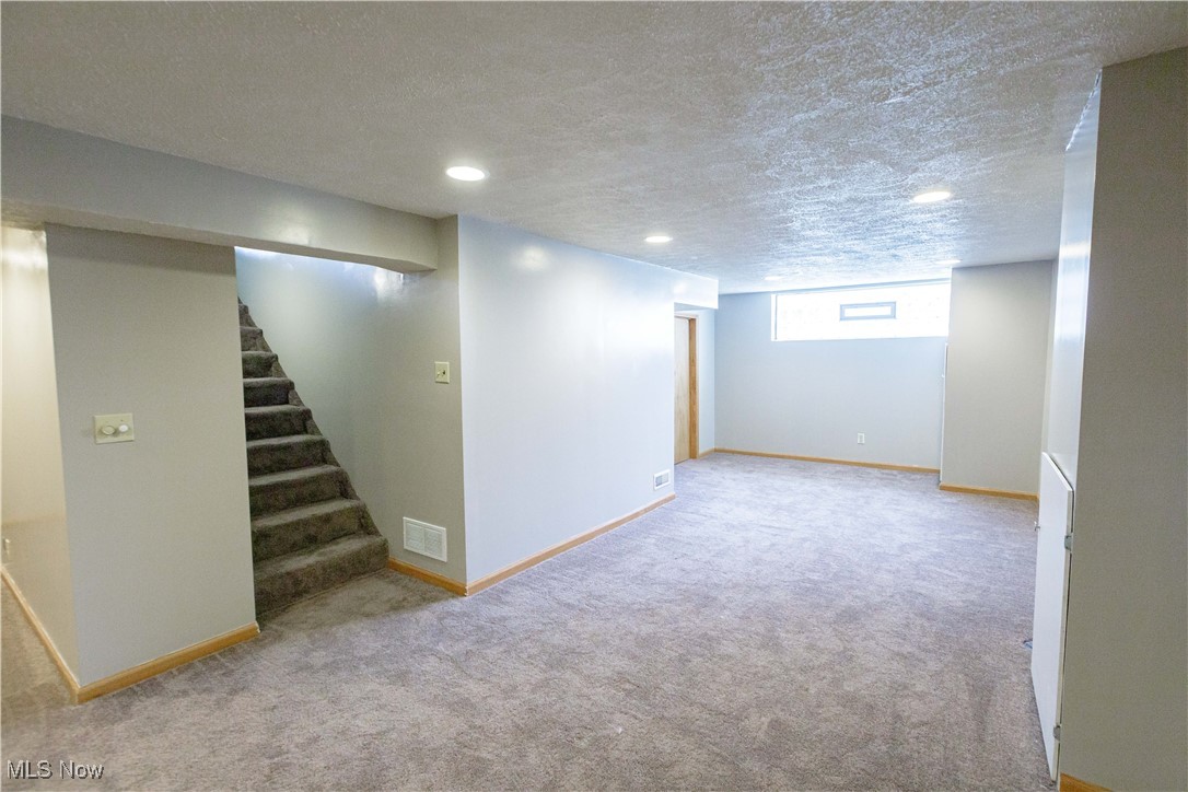 2440 40th Street, Canton, Ohio image 36