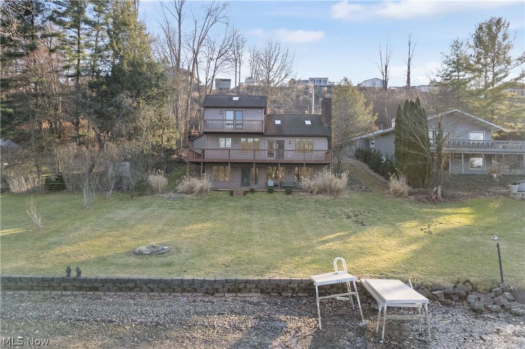 Photo of 44 Cheyenne Trail, Malvern, OH 44644 (MLS # 5188634)