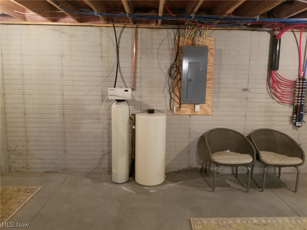 Villas/Waterford Xing Condo - Residential