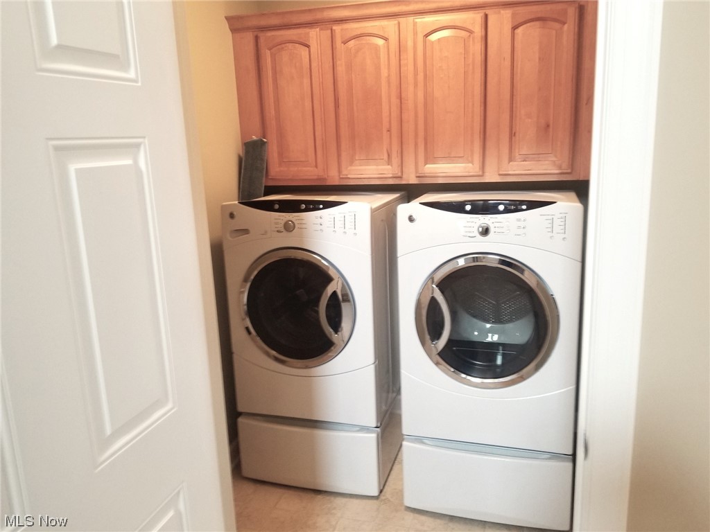 Villas/Waterford Xing Condo - Residential