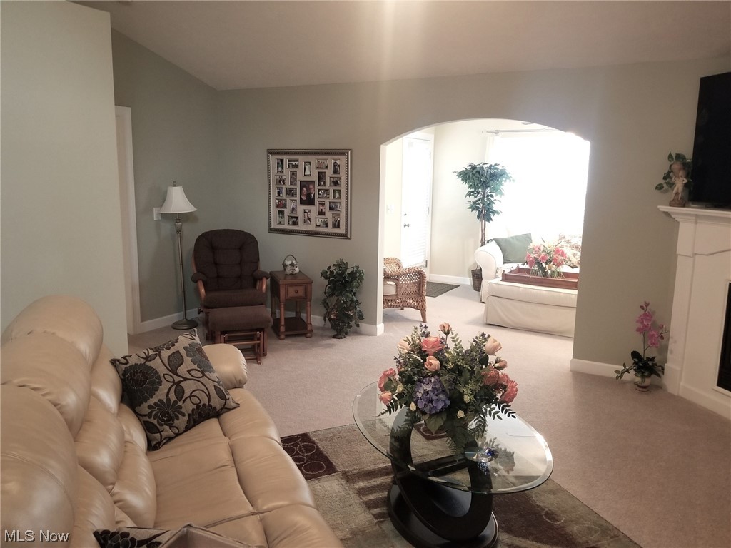 Villas/Waterford Xing Condo - Residential