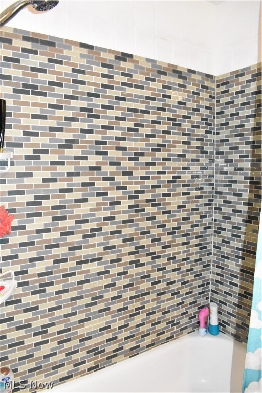 Erie Blvd - Residential