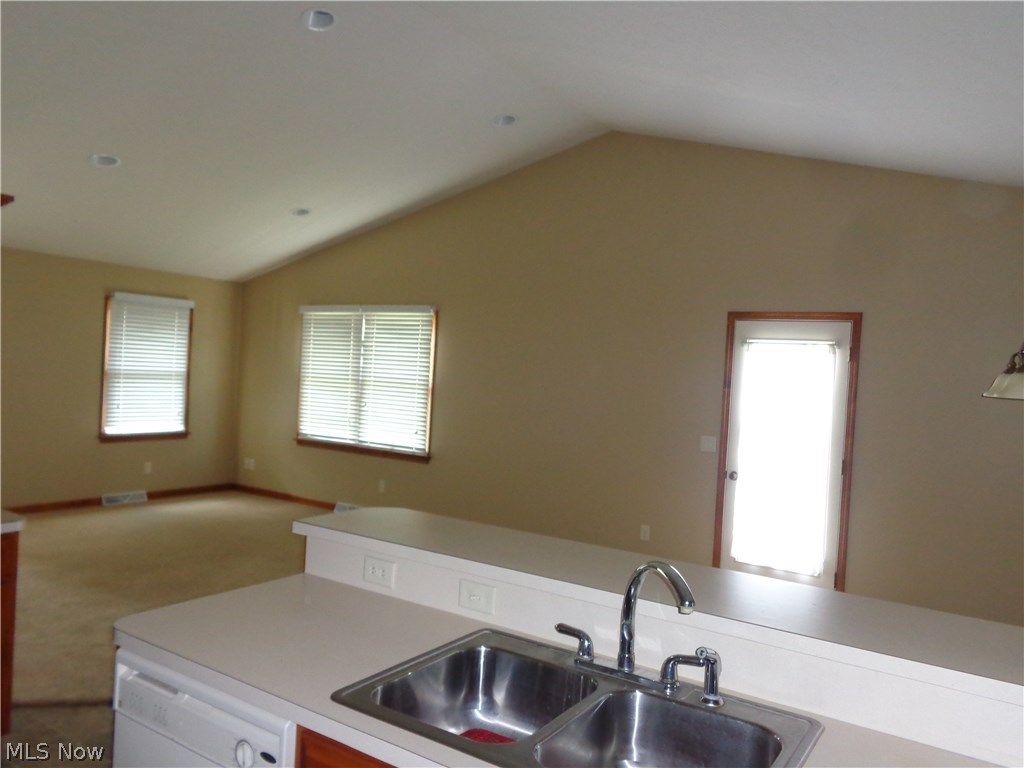 Photo of 239 Aspen Drive, Dover, OH 44622 (MLS # 5211754)