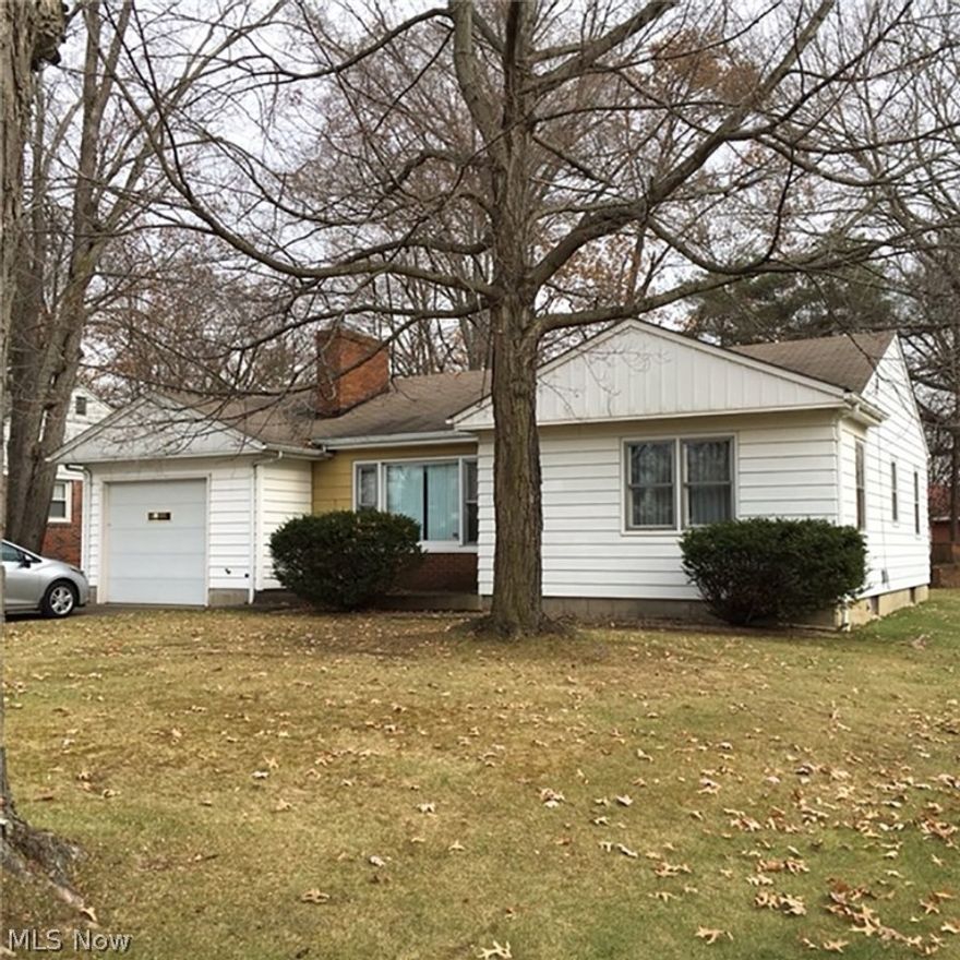 2-Bedroom Ranch Home - Boardman Twp. – Boardman LSD - ABSOLUTE AUCTION, all sells to the highest bidders on location: FRIDAY – DECEMBER 29, 2017 – 11:00 AM, REAL ESTATE SELLS AT 12:00 PM - Home ready for updating! Comprises living room w/ fireplace, dining room, 2 bedrooms (one w/ built-in beds, desk, and chest), full bath w/ double sinks, kitchen w/ built-in range top, oven, and dishwasher. Dinette, and family room w/ door to backyard. Full divided basement w/ 100-amp elec., gas FA heat, central air, half bath and shower, utility room w/ washer, dryer, gas range, and upright freezer. One-car attached heated garage. Taxes per half year are $768.78. Lot size is 72x150. TERMS ON REAL ESTATE: 15% down auction day, balance due at closing. A 10% buyer’s premium will be added to the highest bid to establish the purchase price, which goes to the seller. Any desired inspections must be made prior to bidding. All information contained herein was derived from sources believed to be correct. Info