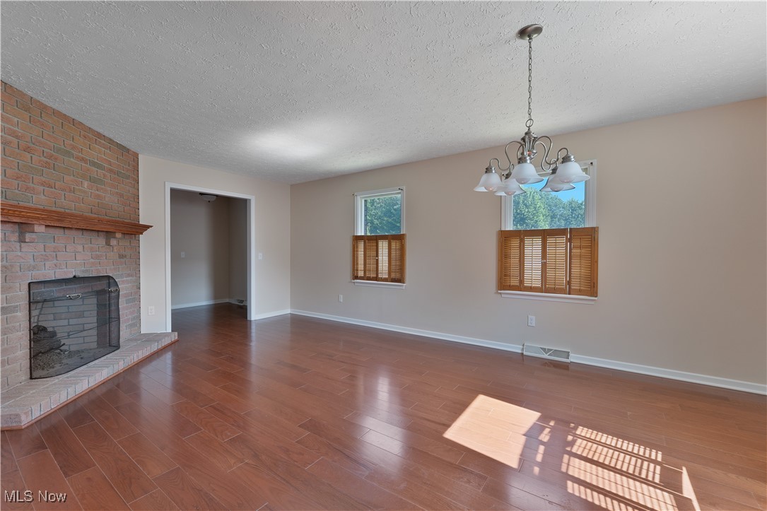 Whispering Stream Estate - Residential