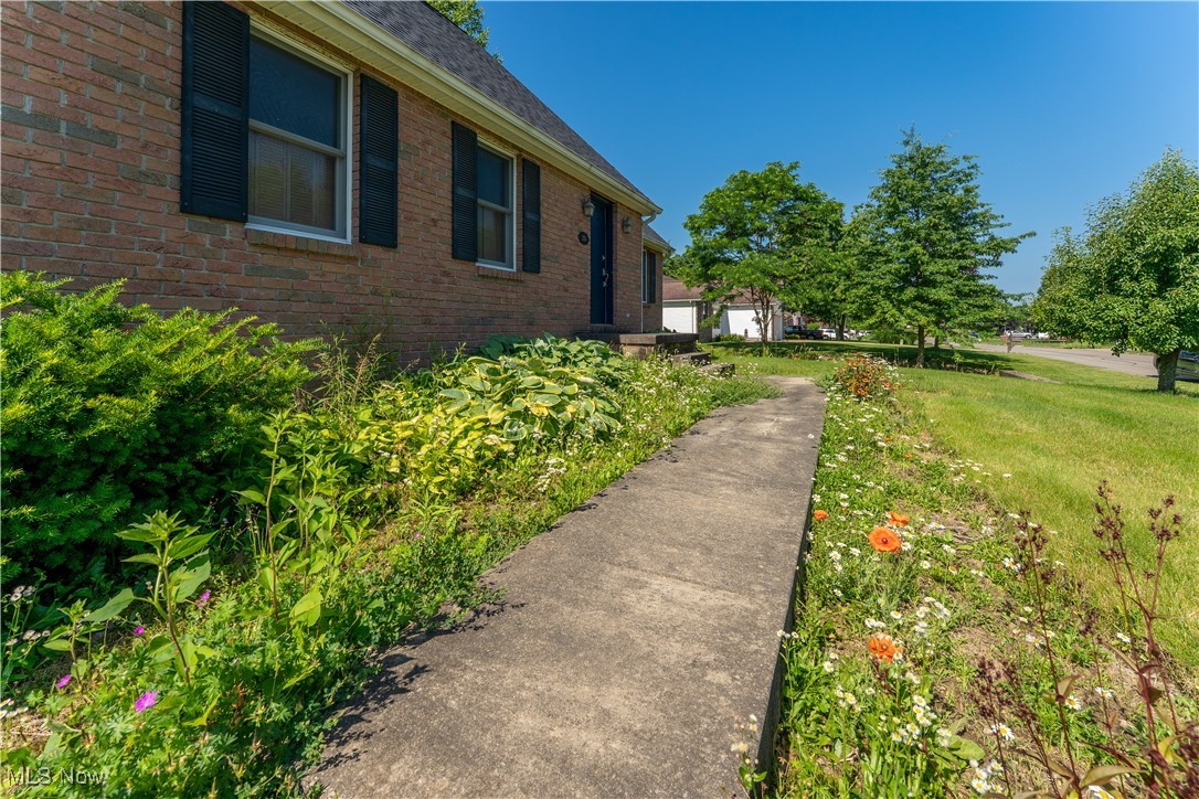 Whispering Stream Estate - Residential