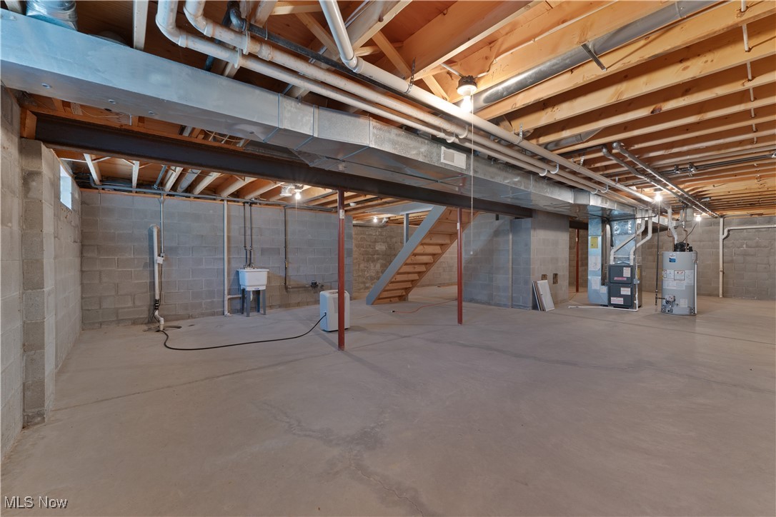 Whispering Stream Estate - Residential