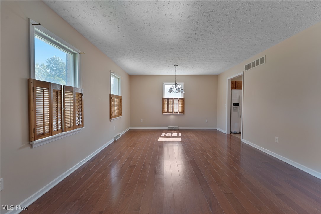 Whispering Stream Estate - Residential