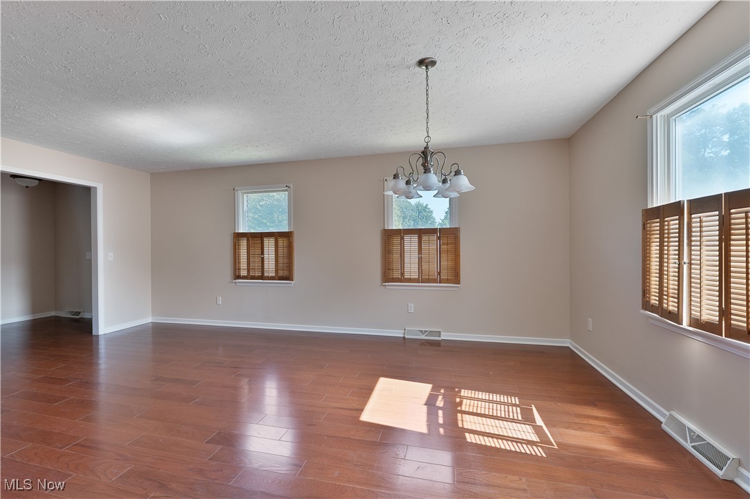 Whispering Stream Estate - Residential