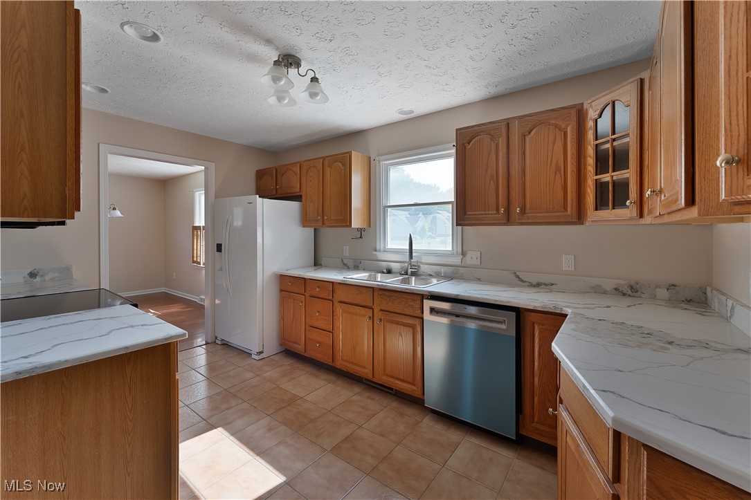 Whispering Stream Estate - Residential