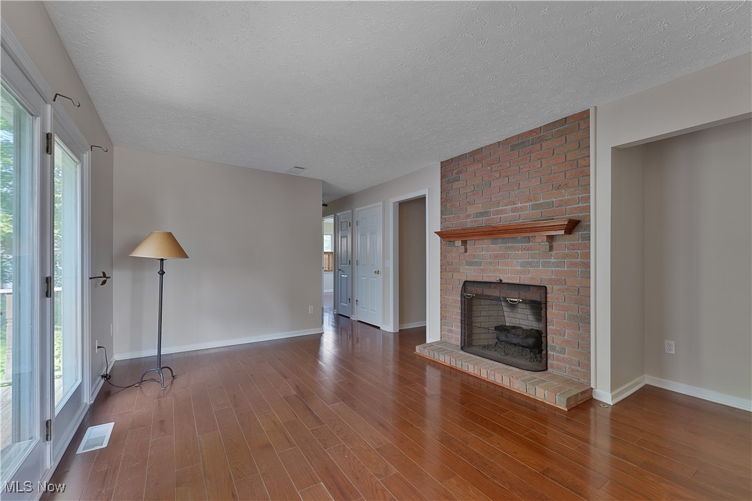 Whispering Stream Estate - Residential