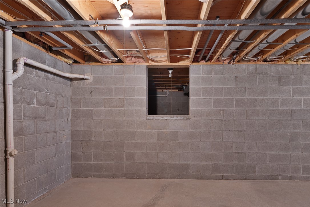 Whispering Stream Estate - Residential