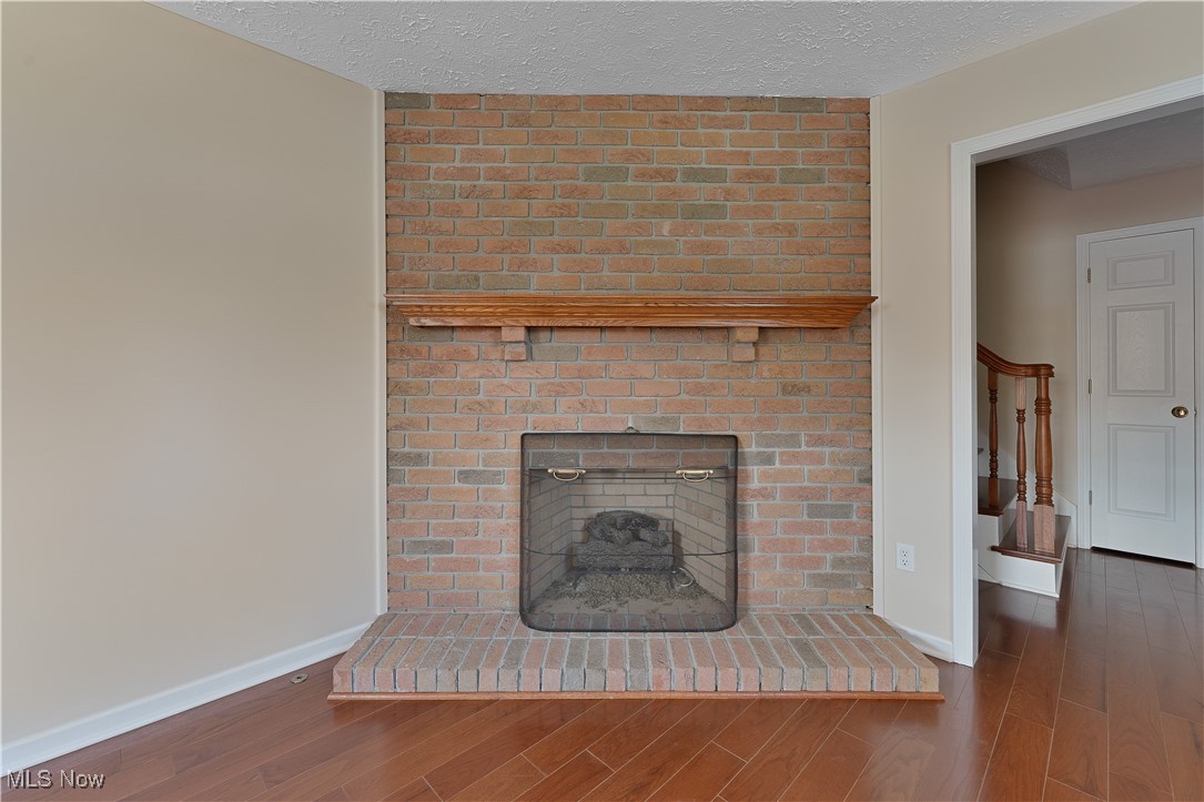 Whispering Stream Estate - Residential