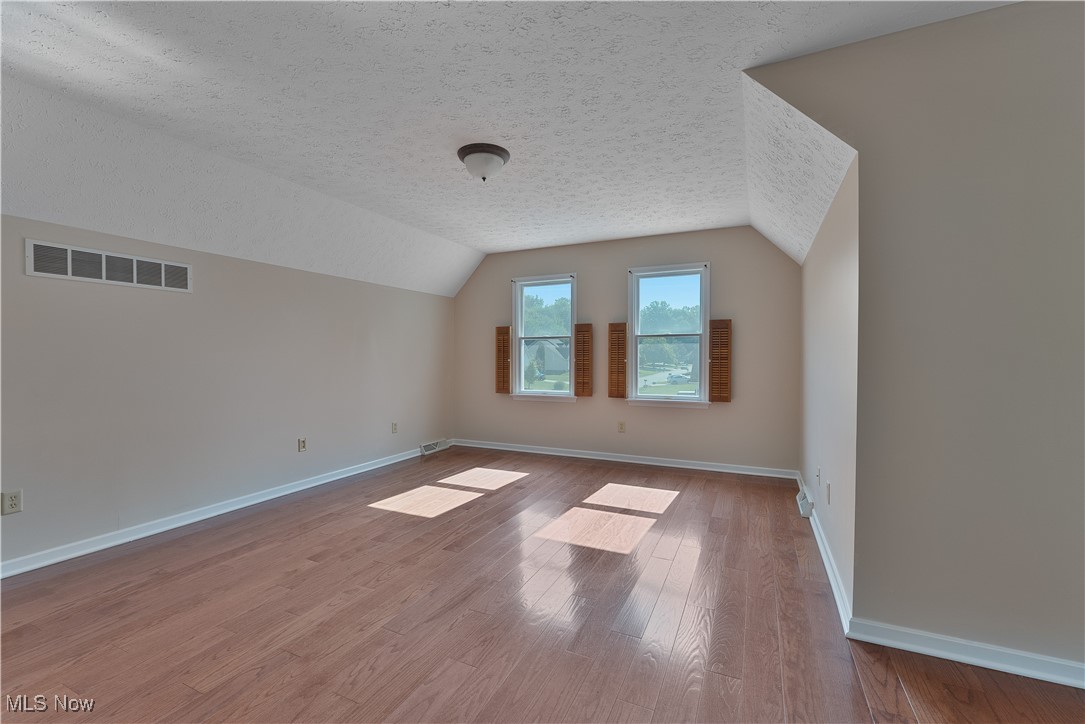 Whispering Stream Estate - Residential