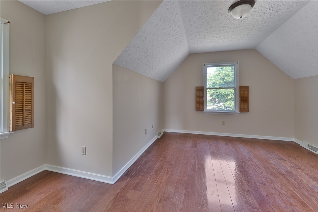 Whispering Stream Estate - Residential