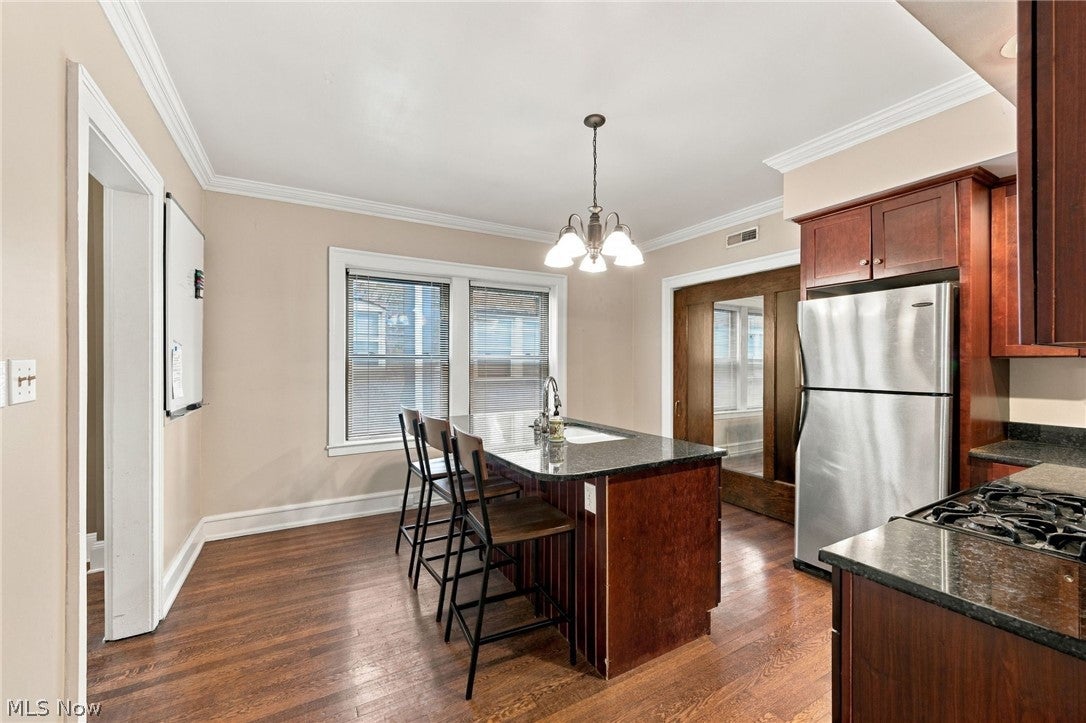 2469 Overlook Road 7