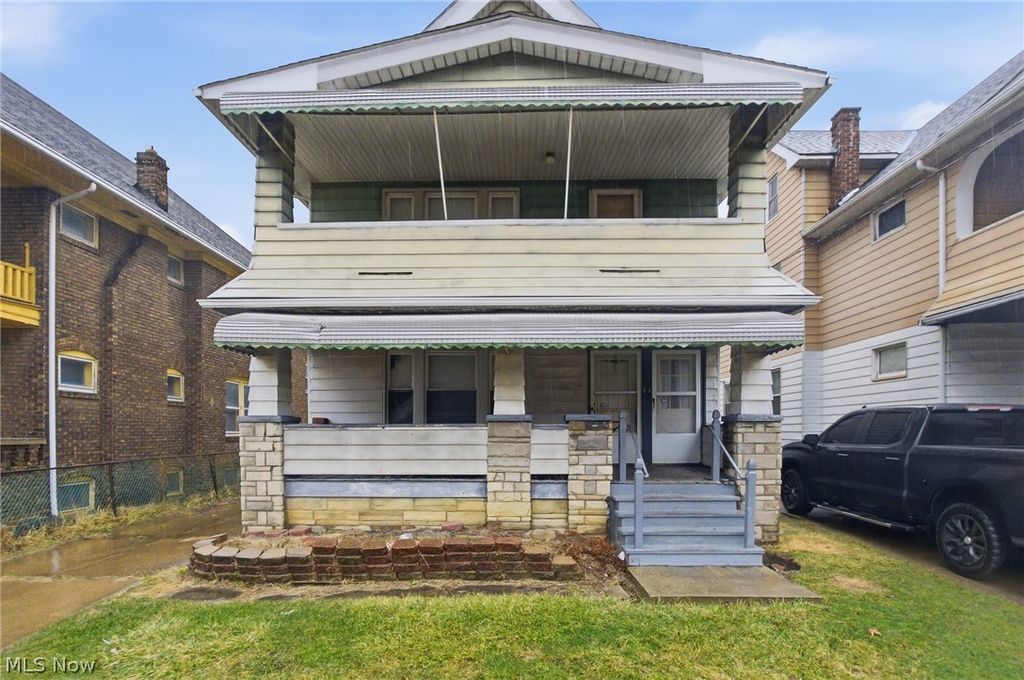 Photo of 1867 Reyburn Road, Cleveland, OH 44112 (MLS # 5190399)