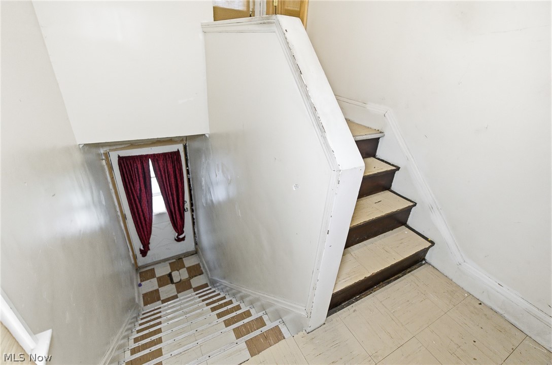 Berwald-Stewart Cos Colonial - Residential Income