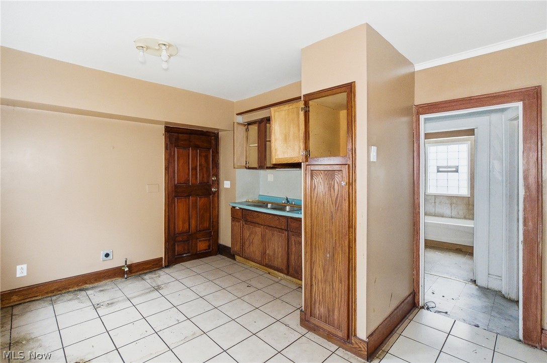 Berwald-Stewart Cos Colonial - Residential Income