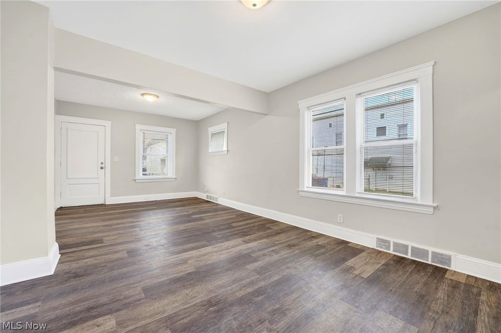 Photo of 3726 Newark Avenue, Cleveland, OH 44109 (MLS # 5193169)