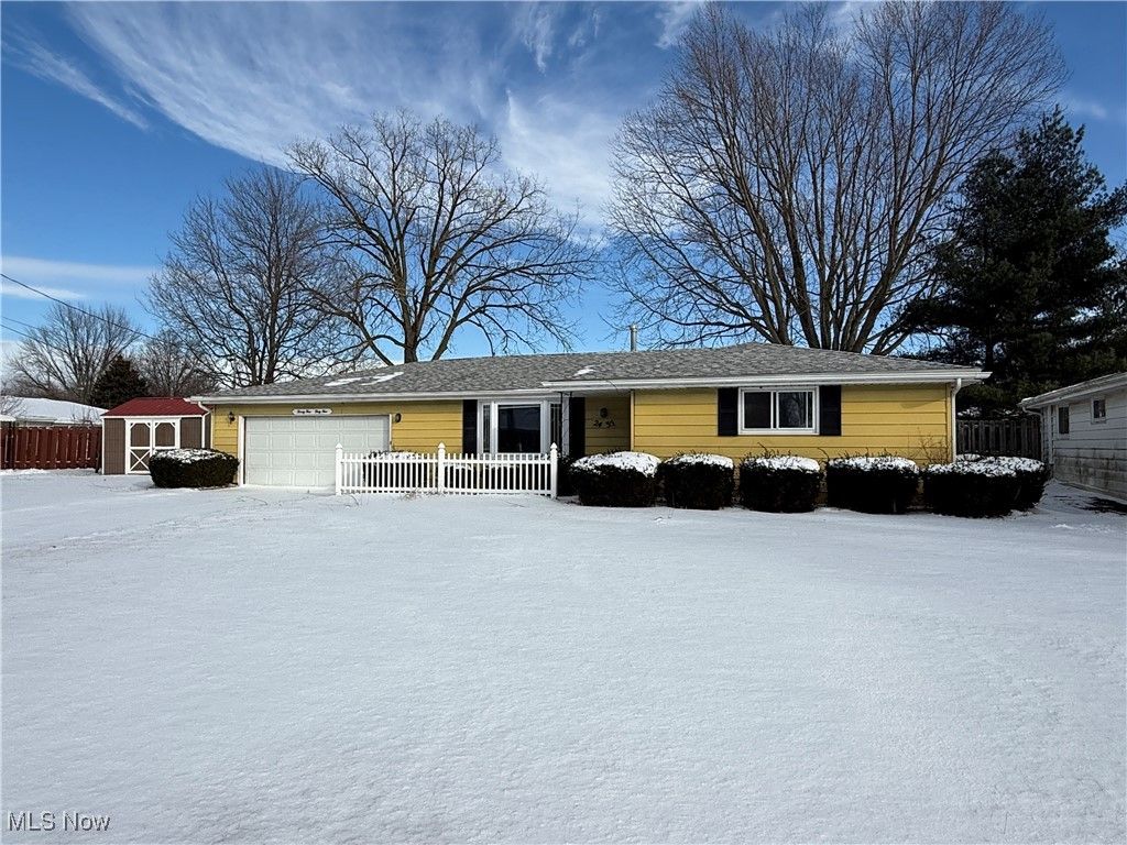 Photo of 2435 Didrickson Drive, Lorain, OH 44053 (MLS # 5179197)