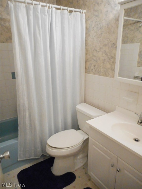 Silver Lake Towers Condo - Residential
